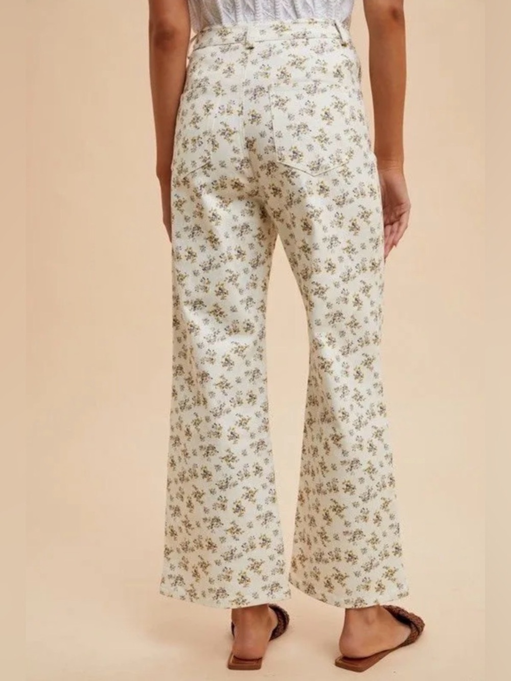 High Rise Wide Leg Floral Jeans Ivory NWT | AnnieWear | M - Picture 2 of 5